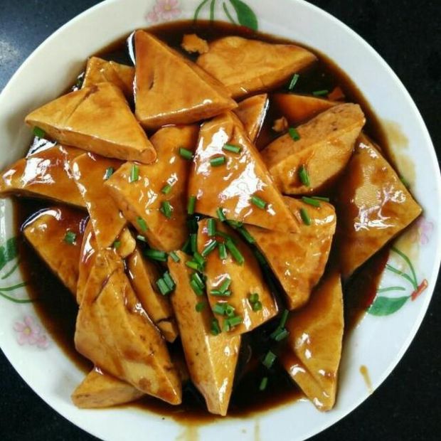 家人吃不够的17种豆腐干做法，越吃越香越入味，米饭杀手爆好吃