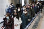 防范疫情，日本政府绕不开的五堵“墙”