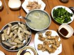 广东一家人吃饭，4菜1汤，只要100多，网友：那汤都100多了吧？