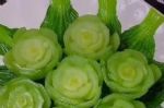 家常菜：油菜这么做清淡好吃又美观，特别简单易学