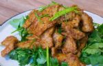 家常菜：孜然羊肉、鸡腿炖土豆、青椒茄子炒肉丝