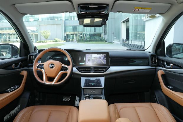 智能纯电SUV，配无人自主泊车系统，“停车专家”威马W6怎么样？