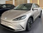 极狐阿尔法S更名阿尔法S6 将于4月2日上市